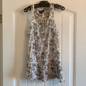 Wet seal ditzy floral top